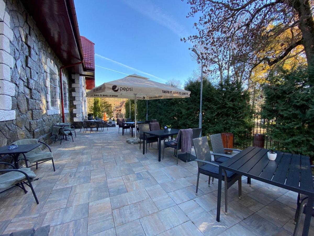 Royal Inn Busteni-Adults Only מראה חיצוני תמונה
