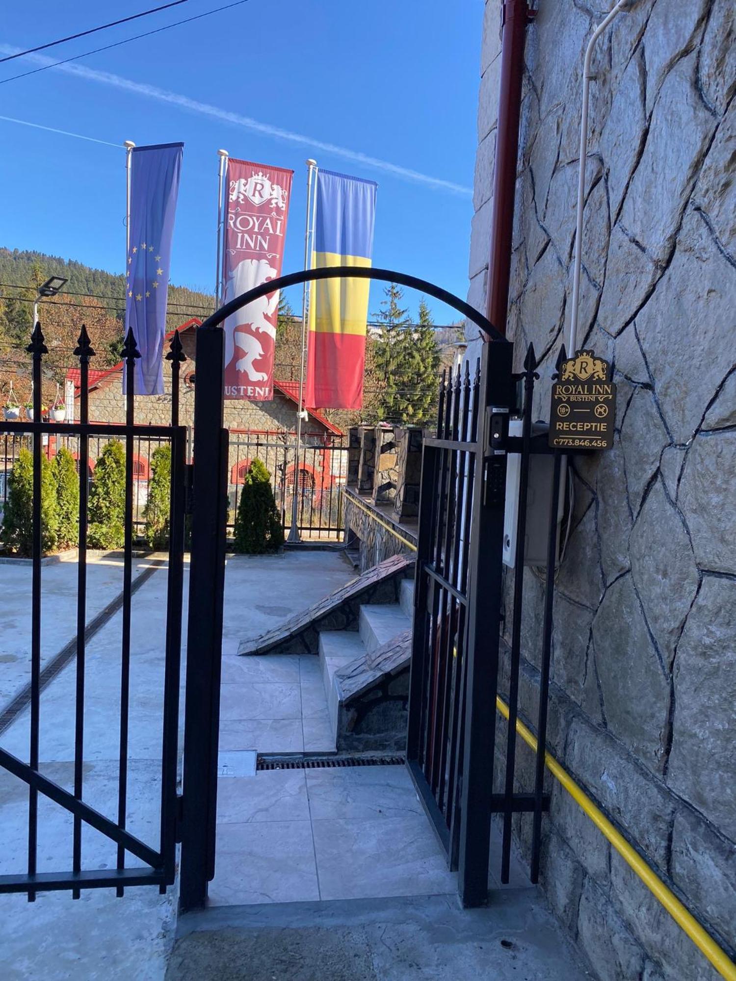 Royal Inn Busteni-Adults Only מראה חיצוני תמונה